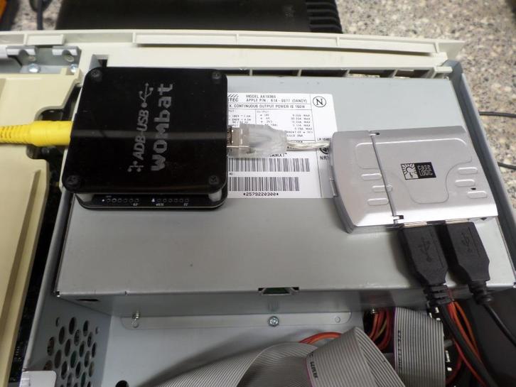 Adapter ADB-USB , BMOW, Wombat-(#8624), Computers en Software, Toetsenborden, Zo goed als nieuw, Bedraad, Ophalen of Verzenden