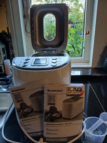 SILVERCREST- Volautomatische broodbakmachine SBB 850 E1  beschikbaar voor biedingen