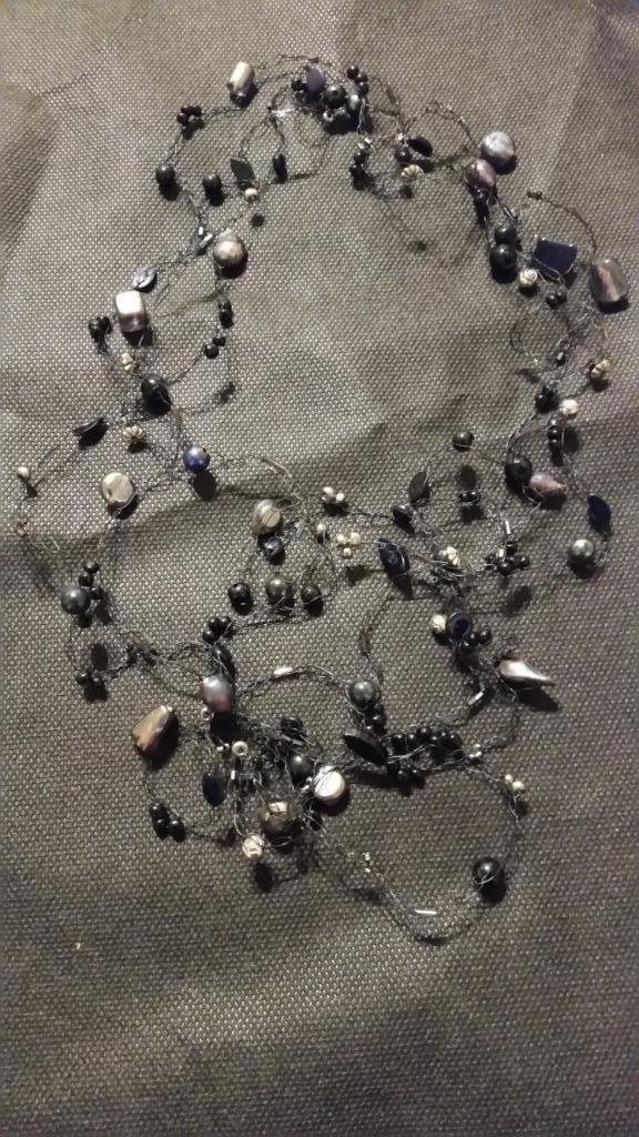 Mooie gehaakte ketting. Past altijd., Sieraden, Tassen en Uiterlijk, Kettingen, Nieuw, Overige materialen, Zwart, Ophalen of Verzenden