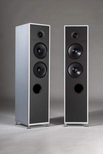 Stenheim Alumine Two Five beschikbaar voor biedingen