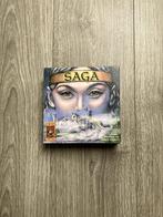 Saga kaartspel, Hobby en Vrije tijd, Gezelschapsspellen | Kaartspellen, Een of twee spelers, Zo goed als nieuw, 999games, Ophalen