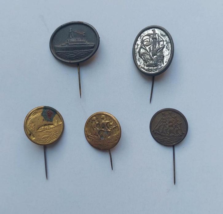 Winterhulp spelden serie  'Schepen' februari 1941, Verzamelen, Militaria | Tweede Wereldoorlog, Duitsland, Ophalen of Verzenden