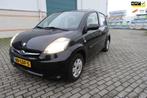 Subaru Justy 1.0 Comfort - lage km stand - airco - 4 electr., Voorwielaandrijving, Justy, Elektrische ramen, Zwart