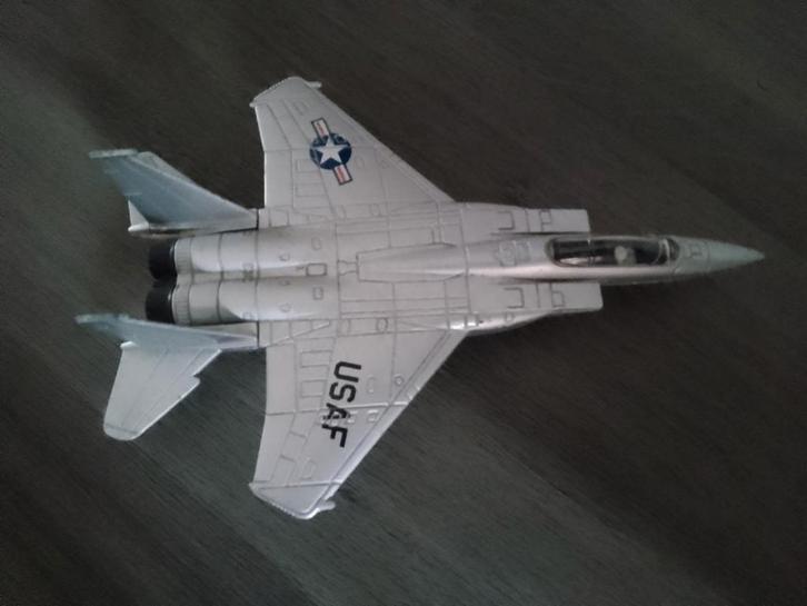 US Air Force Straaljager McDonnell Douglas F-15 Eagle, Hobby en Vrije tijd, Modelbouw | Auto's en Voertuigen, Gebruikt, Overige typen