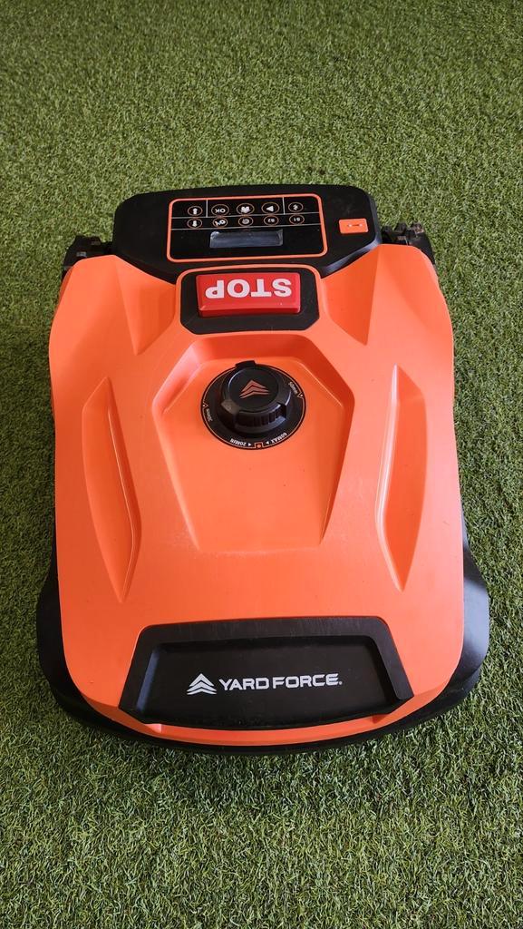 Yardforce Xpower 400 robotmaaier, Tuin en Terras, Robotmaaiers, Gebruikt, Minder dan 20 cm, Met regensensor, Bestuurbaar via app
