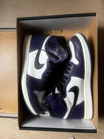 Jordan 1 high court purples maat 44 beschikbaar voor biedingen