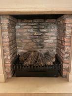 Inzethaard met Houtblokken dru gas, Huis en Inrichting, Haarden, Ophalen of Verzenden, Gebruikt, Inzethaard, Houthaard