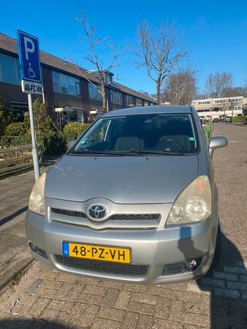 Toyota Corolla Verso 1.8 Vvt-i AUT 7P 2005 Grijs beschikbaar voor biedingen
