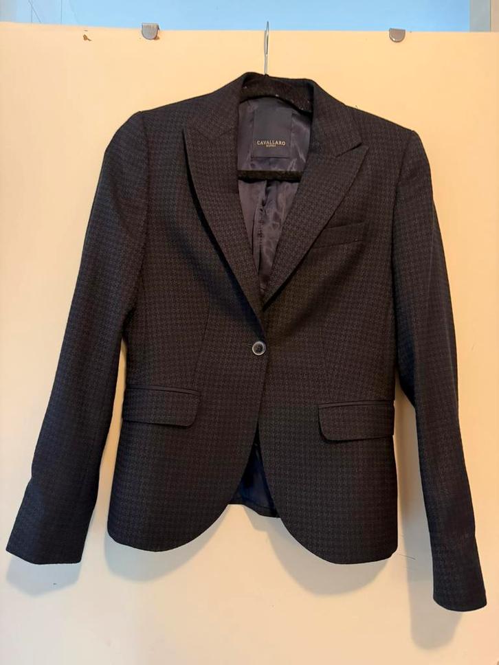 Cavallaro colbert jasje maat 38, Kleding | Dames, Jasjes, Kostuums en Pakken, Zo goed als nieuw, Jasje, Maat 38/40 (M), Ophalen