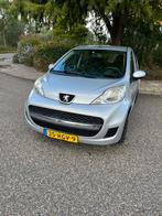 Peugeot 107 1.0 12V 5DR 2011 Grijs, Auto's, Voorwielaandrijving, 4 stoelen, 68 pk, Handgeschakeld