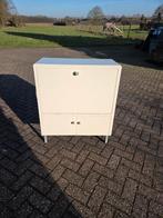 Retro masive grenen klep kastje op pootjes, Antiek en Kunst, Antiek | Meubels | Kasten, Ophalen