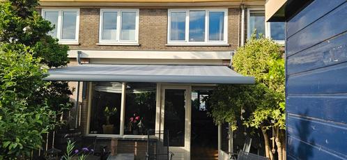 Zonnescherm, Tuin en Terras, Zonneschermen, Zo goed als nieuw, Knikarmscherm, Elektrisch, Ophalen