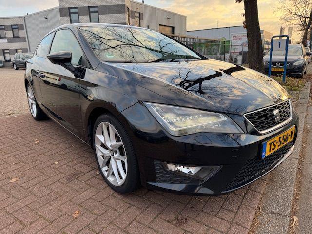 SEAT Leon SC 1.4 TSI 140pk FR Business Airco/ECC,Half Leder,, Auto's, Seat, Bedrijf, Te koop, Leon, ABS, Airbags, Airconditioning
