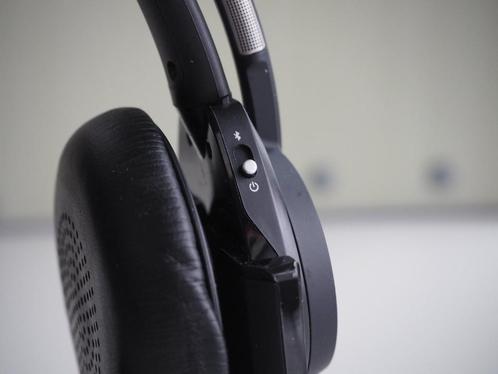 plantronics voyager focus uc b825, Audio, Tv en Foto, Koptelefoons, Zo goed als nieuw, Over oor (circumaural), Overige merken