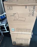 Nieuw in doos 2 eetkamerstoelen, Huis en Inrichting, Stoelen, Nieuw, Bruin, Ophalen