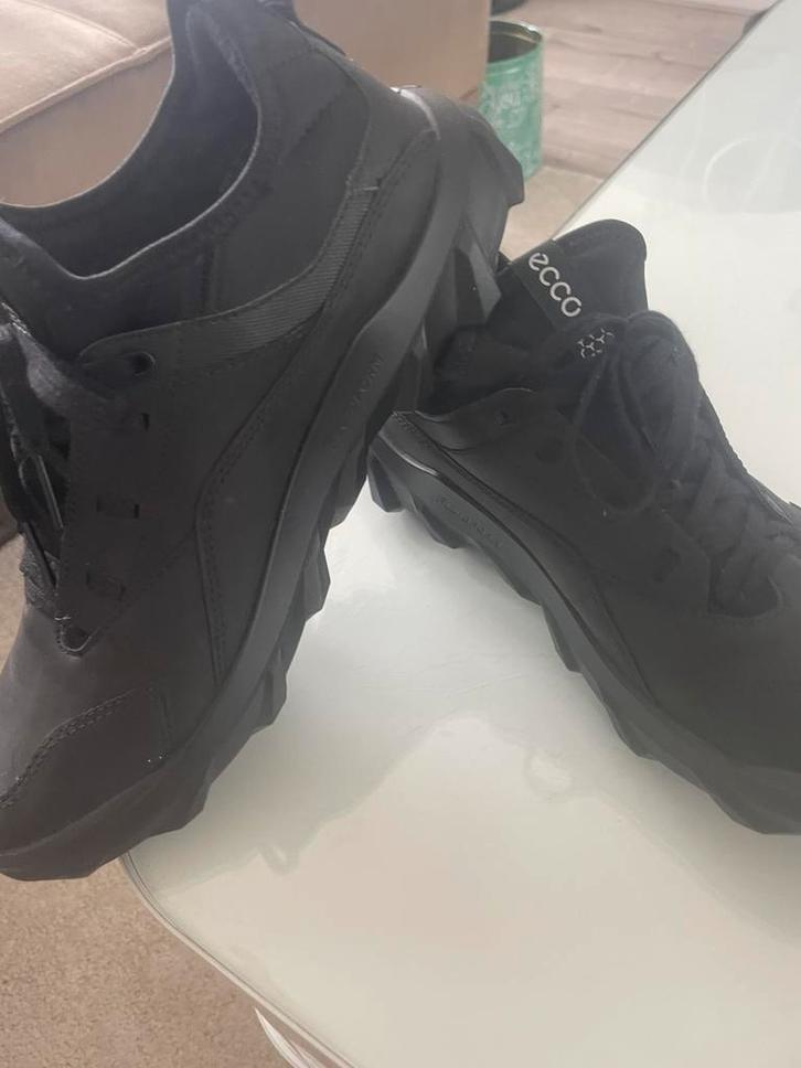 Ecco mx fluidform nieuw maat 39, Kleding | Heren, Schoenen, Zo goed als nieuw, Zwart, Ophalen of Verzenden