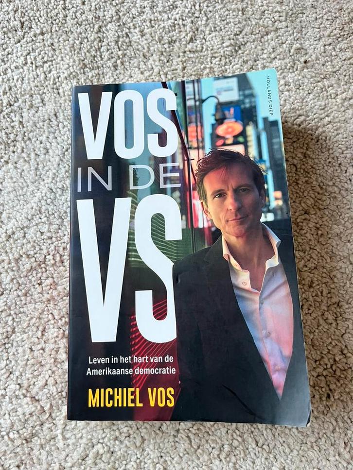 Michiel Vos - Vos in de VS, Boeken, Overige Boeken, Zo goed als nieuw, Ophalen of Verzenden