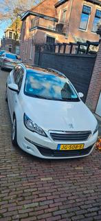 Peugeot 308 1.2 E-thp 81KW/110PK SW 2016 Wit, Voorwielaandrijving, Stof, Zwart, 1165 kg