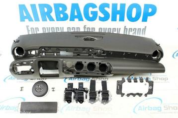 Airbag set Dashboard met carbon Mercedes A klasse W177 beschikbaar voor biedingen