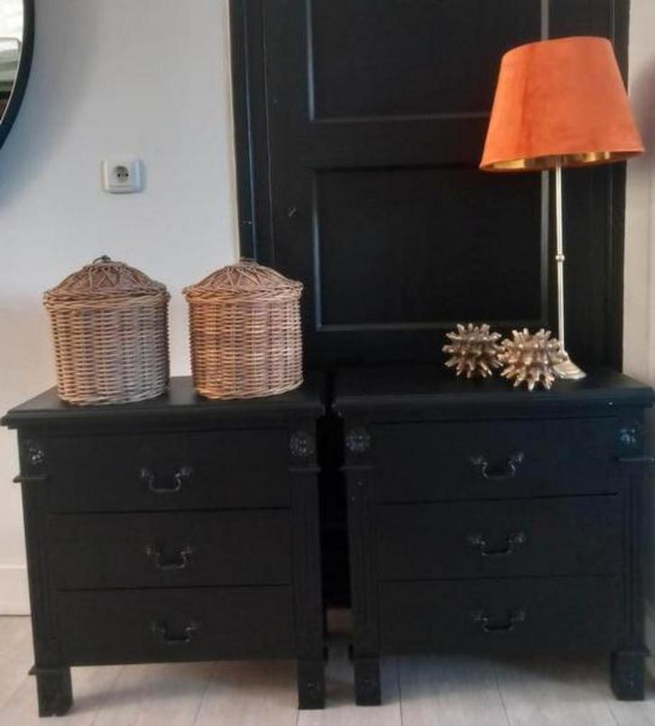 Zwarte Nachtkastjes/Ladenkasten - Set van 2, Antiek en Kunst, Curiosa en Brocante, Ophalen
