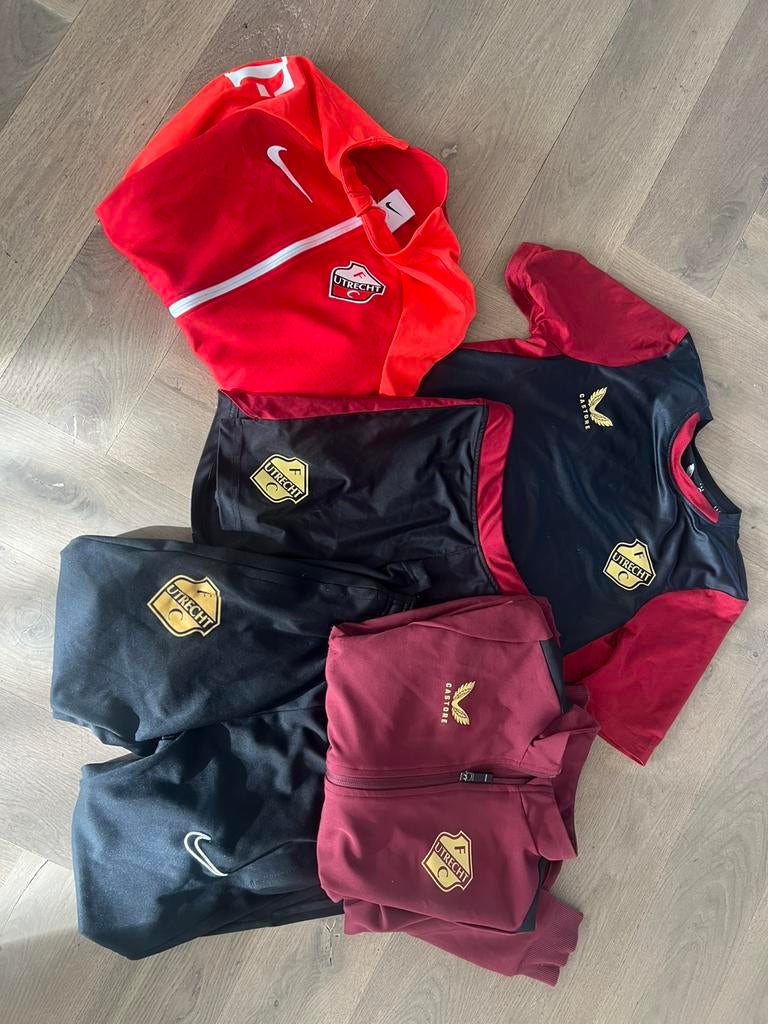FC utrecht kleding diverse maat 128-134, Maat XS of kleiner, Ophalen of Verzenden, Gebruikt, Shirt