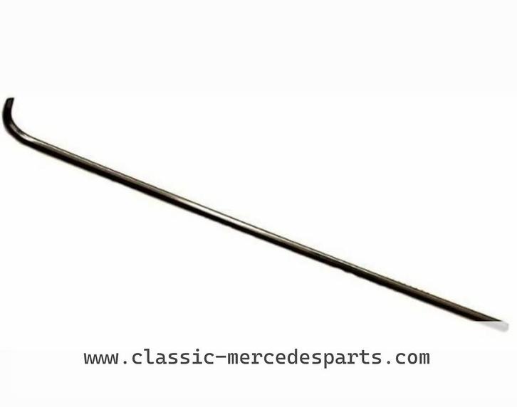 2 Stootlijsten/sierstrippen w123 coupe (positie: achterscher, Auto-onderdelen, Carrosserie en Plaatwerk, Mercedes-Benz, Gebruikt