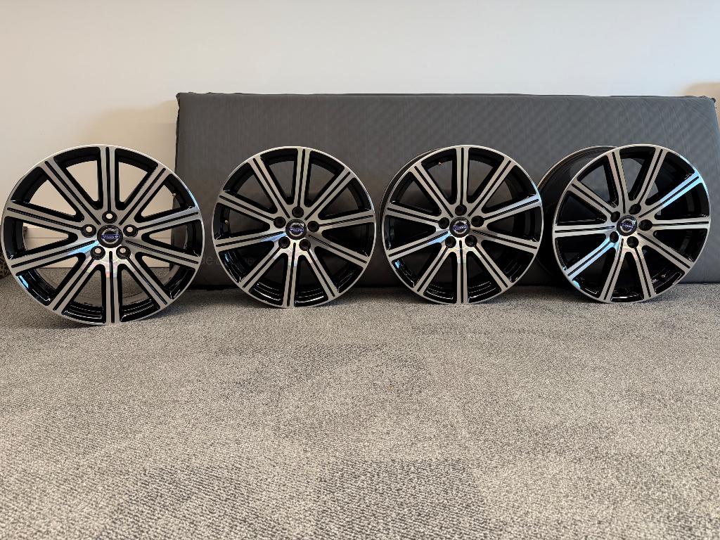 Volvo v60 velgen, Auto-onderdelen, Banden en Velgen, Ophalen, 18 inch, Velg(en), 235 mm