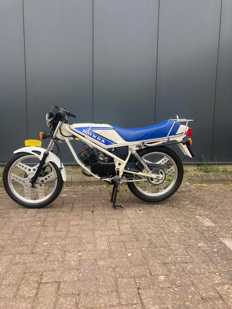 Mooie gerestaureerde Honda MB5 blauw/wit 1986, Fietsen en Brommers, Brommers | Honda, Ophalen, Overige modellen