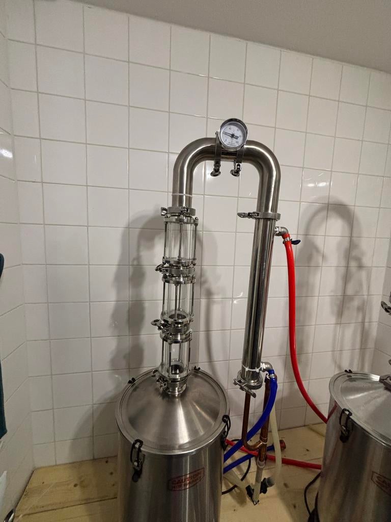 Stookketel Destilleerinstallatie  met Glazen Kolom 2 x  T500, Ophalen