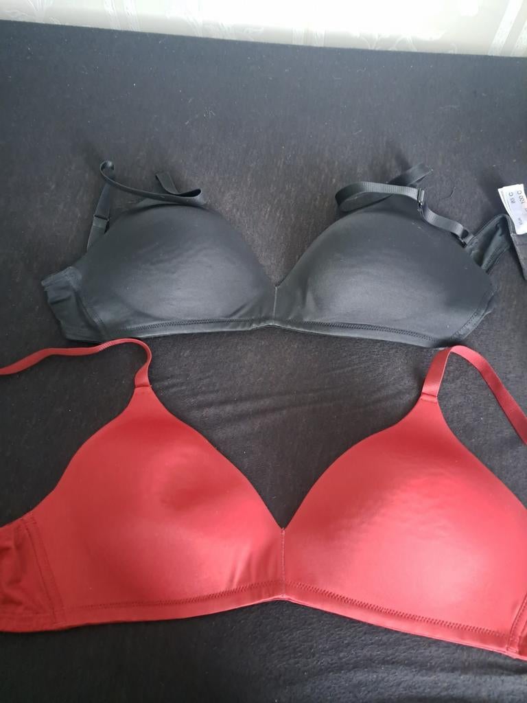 Must have. Mooi beha's maat 85 C, Kleding | Dames, Ondergoed en Lingerie, Ophalen of Verzenden, Zwart, BH