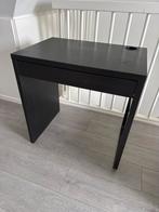 IKEA MICKE bureau, Ophalen of Verzenden, Gebruikt