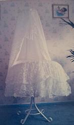 Prachtige antieke wieg met hemel (41 jaar oud) met kant, Kinderen en Baby's, Babywiegjes en Ledikanten, Ophalen, Gebruikt, Wieg