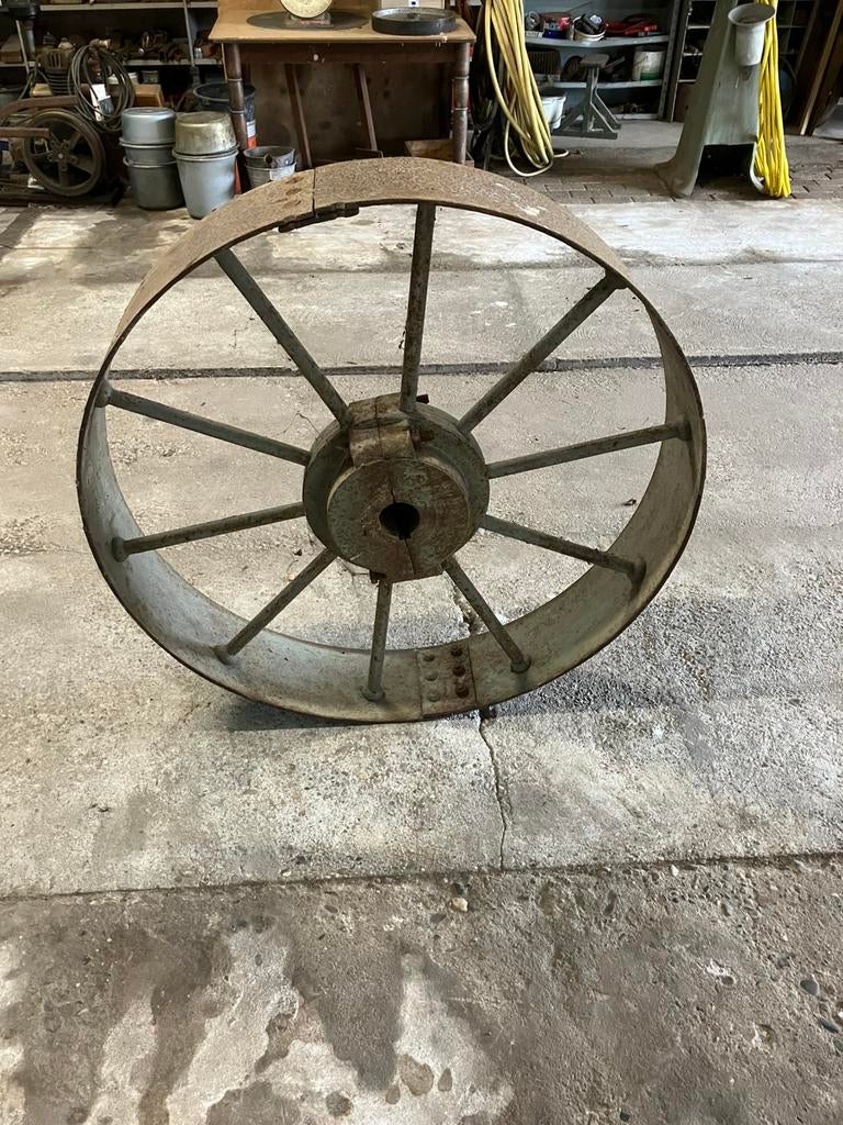 Grote poelie., Ophalen, Gebruikt