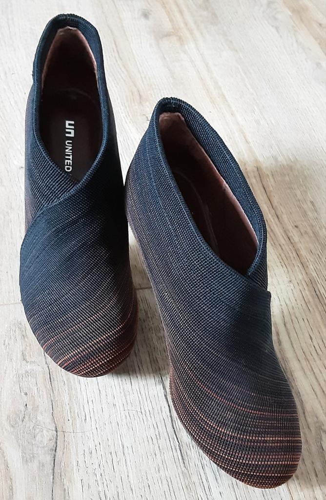 Elegante Enkellaarsjes Stilettohak  UN United Nude maat 36, United Nude, Zwart, Lage of Enkellaarzen, Ophalen of Verzenden