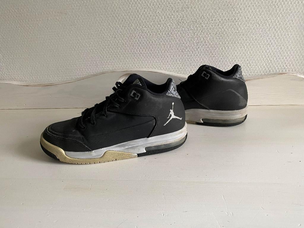 Jordan Flight schoenen zwartgrijs (37.5), Kinderen en Baby's, Kinderkleding | Schoenen en Sokken, Gebruikt, Schoenen, Ophalen of Verzenden
