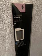 Gratis jaloezie, Ophalen, Zo goed als nieuw