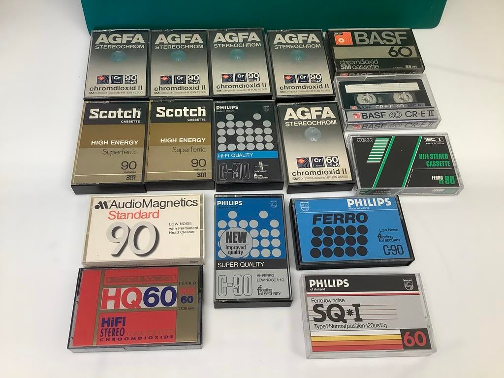 Stapeltje gebruikte cassettebandjes. Agfa, Scotch, Philips, Gebruikt, 2 t/m 25 bandjes, Overige genres, Ophalen of Verzenden