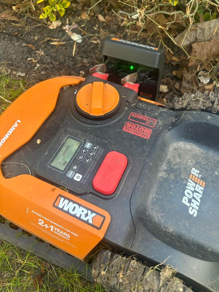 Robotmaaier worx landroid WR142E, Ophalen of Verzenden, Gebruikt