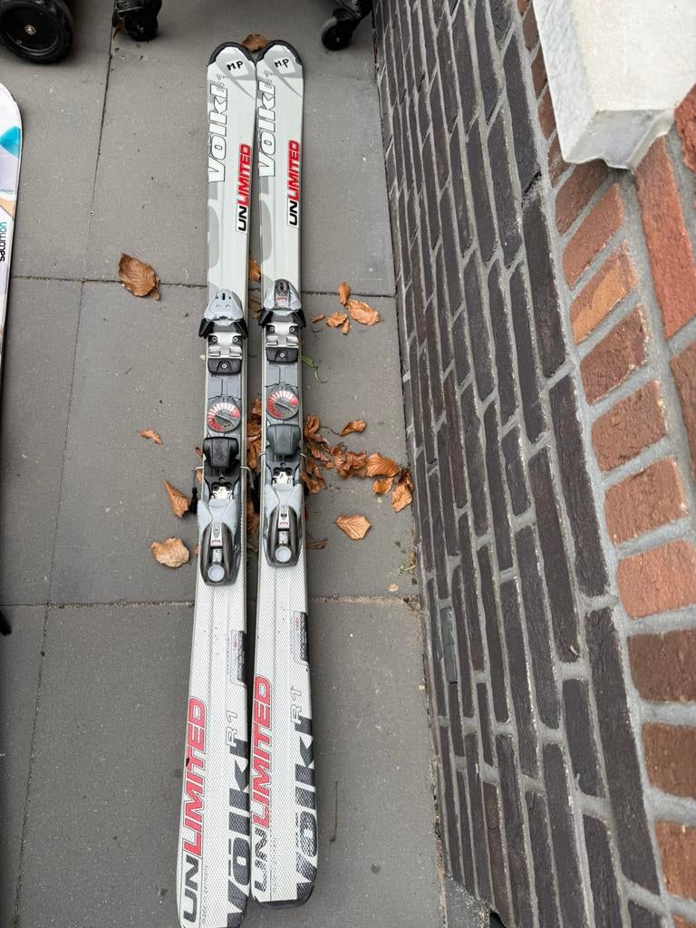 Völkl Unlimited R1 Ski decoratie apres ski, 160 tot 180 cm, Zo goed als nieuw, Ski's, Ophalen