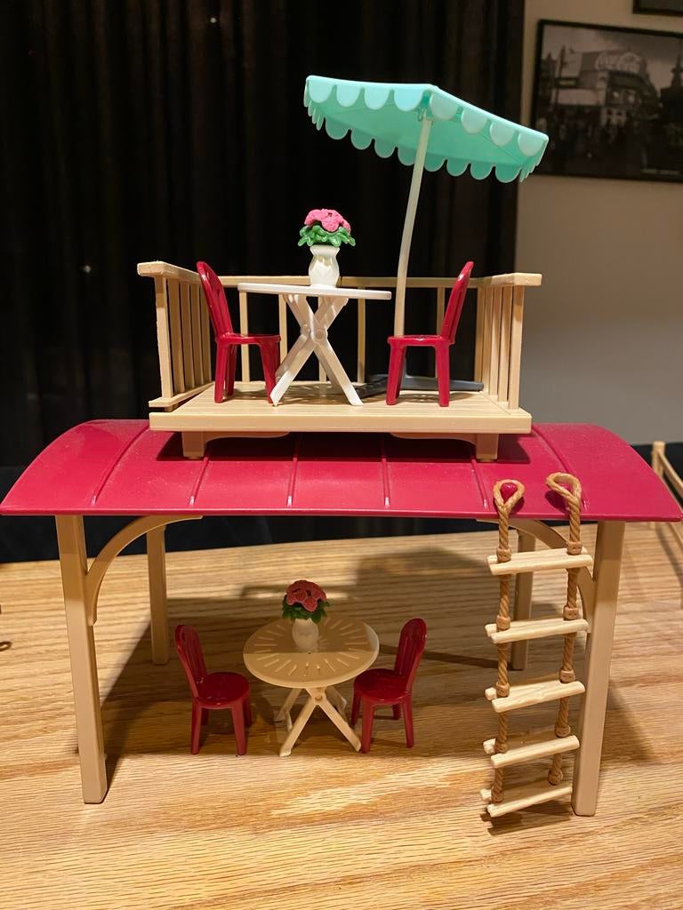 Schleich 4 delige set met paarden, woonwagen en terras, Ophalen of Verzenden, Gebruikt, Jongen of Meisje