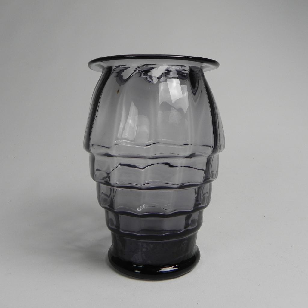 Art Deco vaas met gedraaide verticale banden, Doyen stijl, Ophalen of Verzenden
