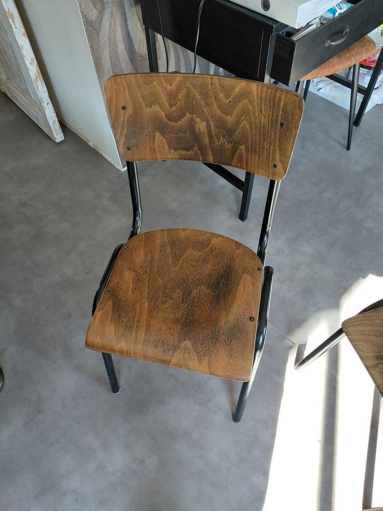5 Dutchbone stapelbare houten eetkamerstoelen, model Scuola, Ophalen, Schoolstoel, Industrieel, Gebruikt, Bruin