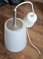 Moderne hanglamp met melkglas kap, Ophalen, Gebruikt, Glas, Modern