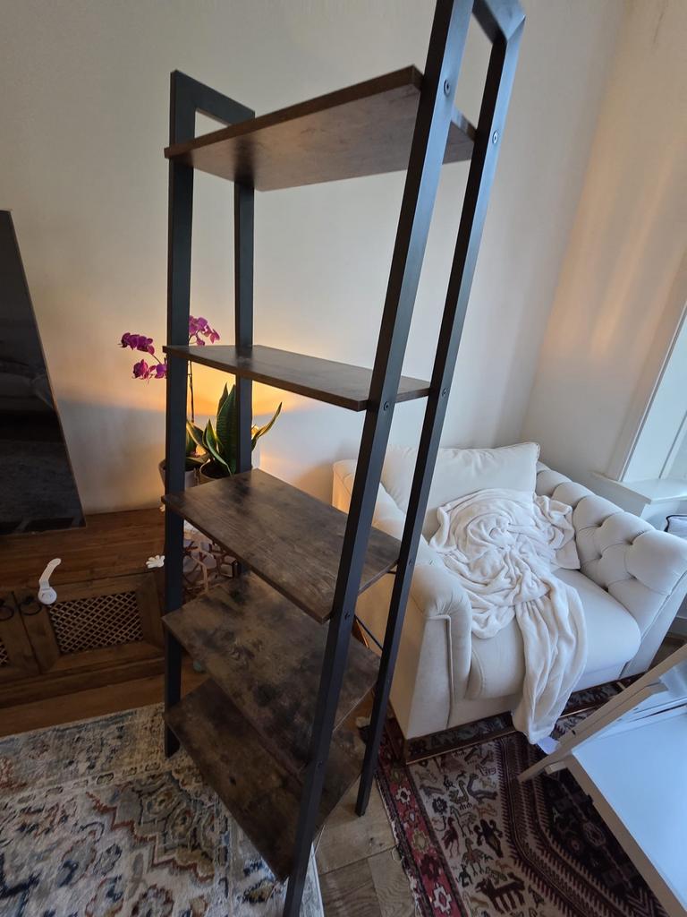 Boekenkast met 5 planken, Met plank(en), Gebruikt, 150 tot 200 cm, 25 tot 50 cm