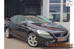Volvo V40 2.0 T2 Momentum WEG=WEG! DEALER OH! 1E EIG. 6BAK!|, Voorwielaandrijving, Gebruikt, Zwart, 4 cilinders
