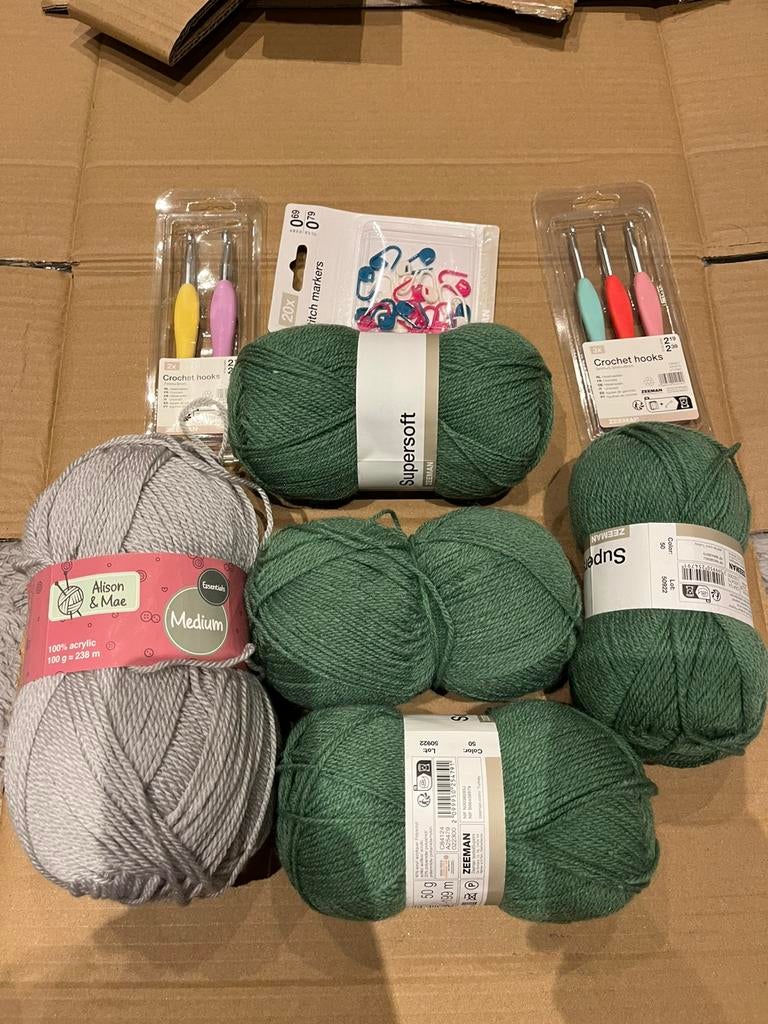 Knutselspullen, Ophalen of Verzenden, Zo goed als nieuw