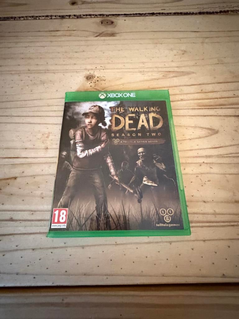 The Walking Dead Season Two - Xbox One, Spelcomputers en Games, Gebruikt, Vanaf 18 jaar, 1 speler, Ophalen