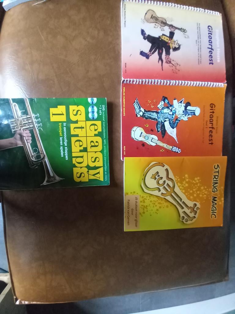 Gitaarboek string magic, Ophalen, Gebruikt, Les of Cursus, Gitaar
