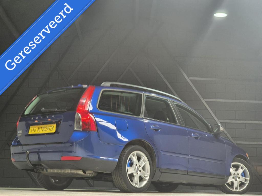 Volvo V50 2.4 Kinetic/1e Eig/Cruise/140PK/Trekhaak/Xenon/17', Auto's, Volvo, Gebruikt, Blauw, Alcantara, 11 km/l