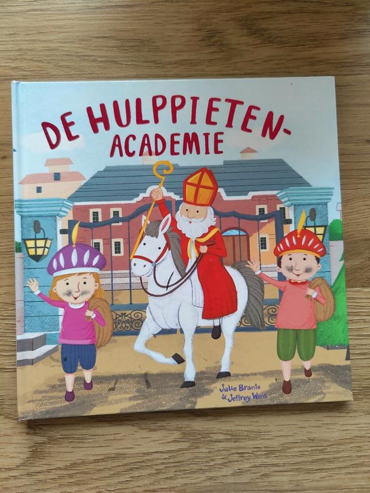 De Hulppieten Academie - Sinterklaas kinderboek, Boeken, Sprookjes en Fabels, Zo goed als nieuw, Ophalen of Verzenden